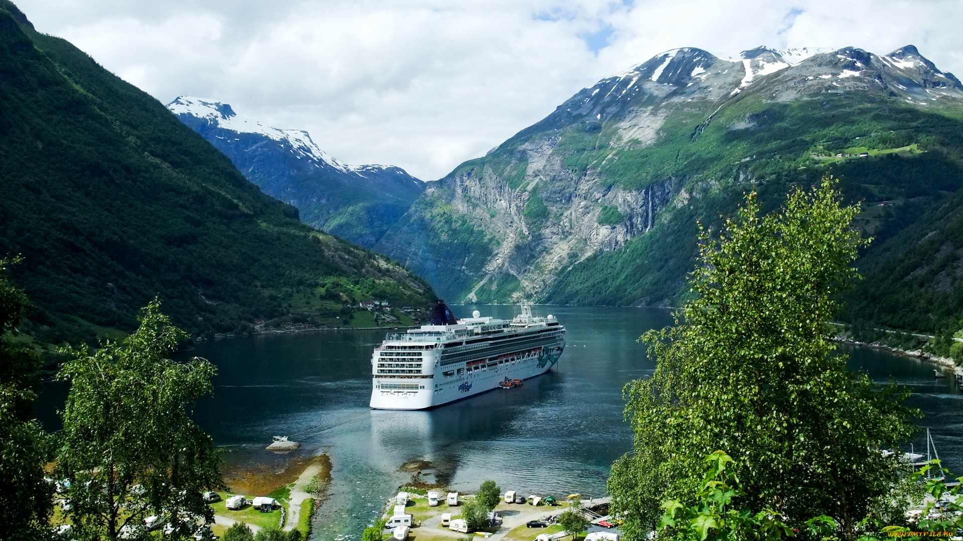 geiranger, fjord, норвегия, корабли, лайнеры, горы, корабль, река, домики