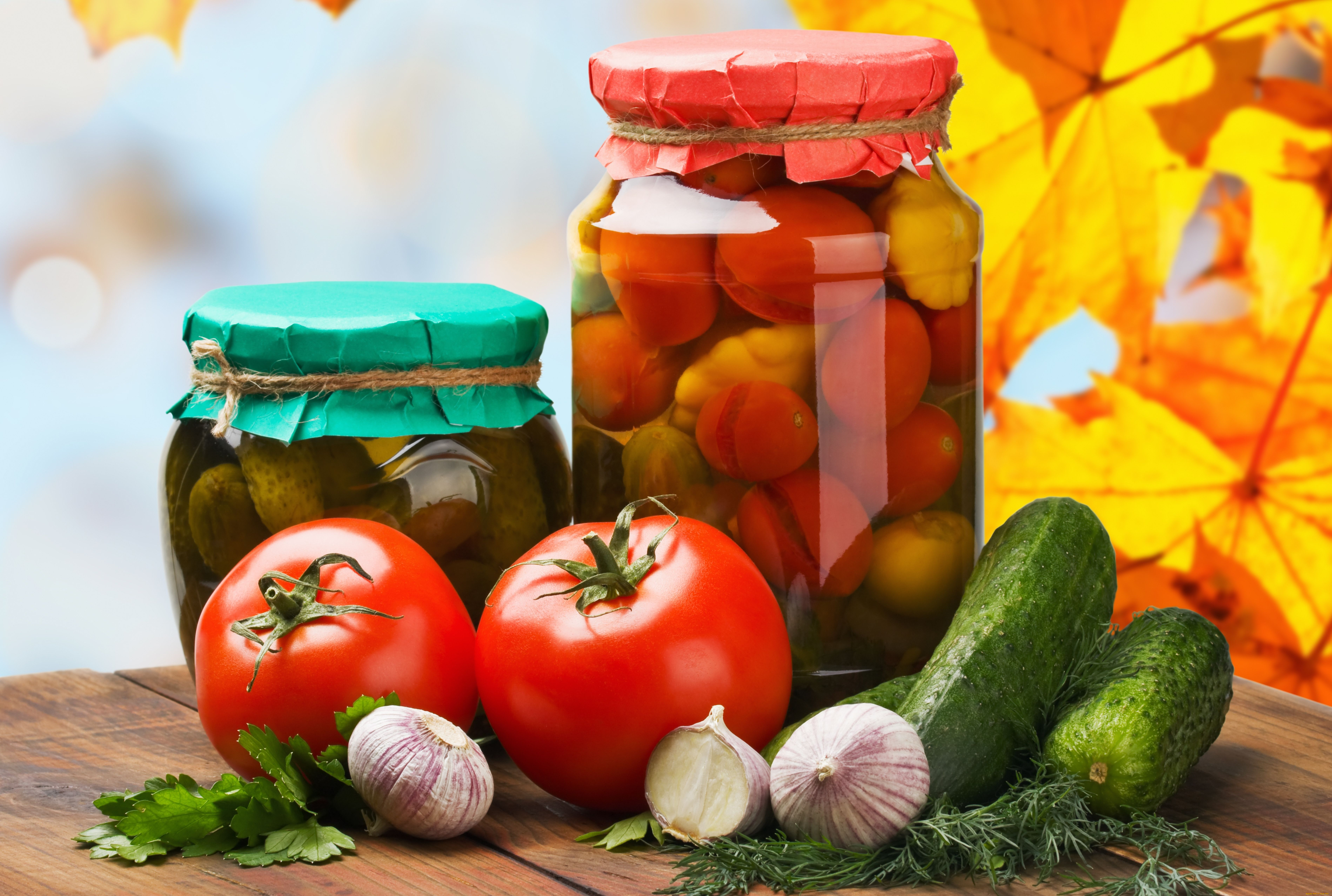 еда, овощи, консервы, заготовки, огурцы, помидоры, чеснок, томаты