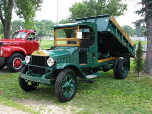 Картинка 1927+mack+truck+model+ab автомобили mack грузовики сша trucks inc тяжелые