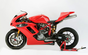 Картинка мотоциклы ducati красный дукати