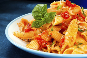 Картинка еда макаронные+блюда базилик соус макароны
