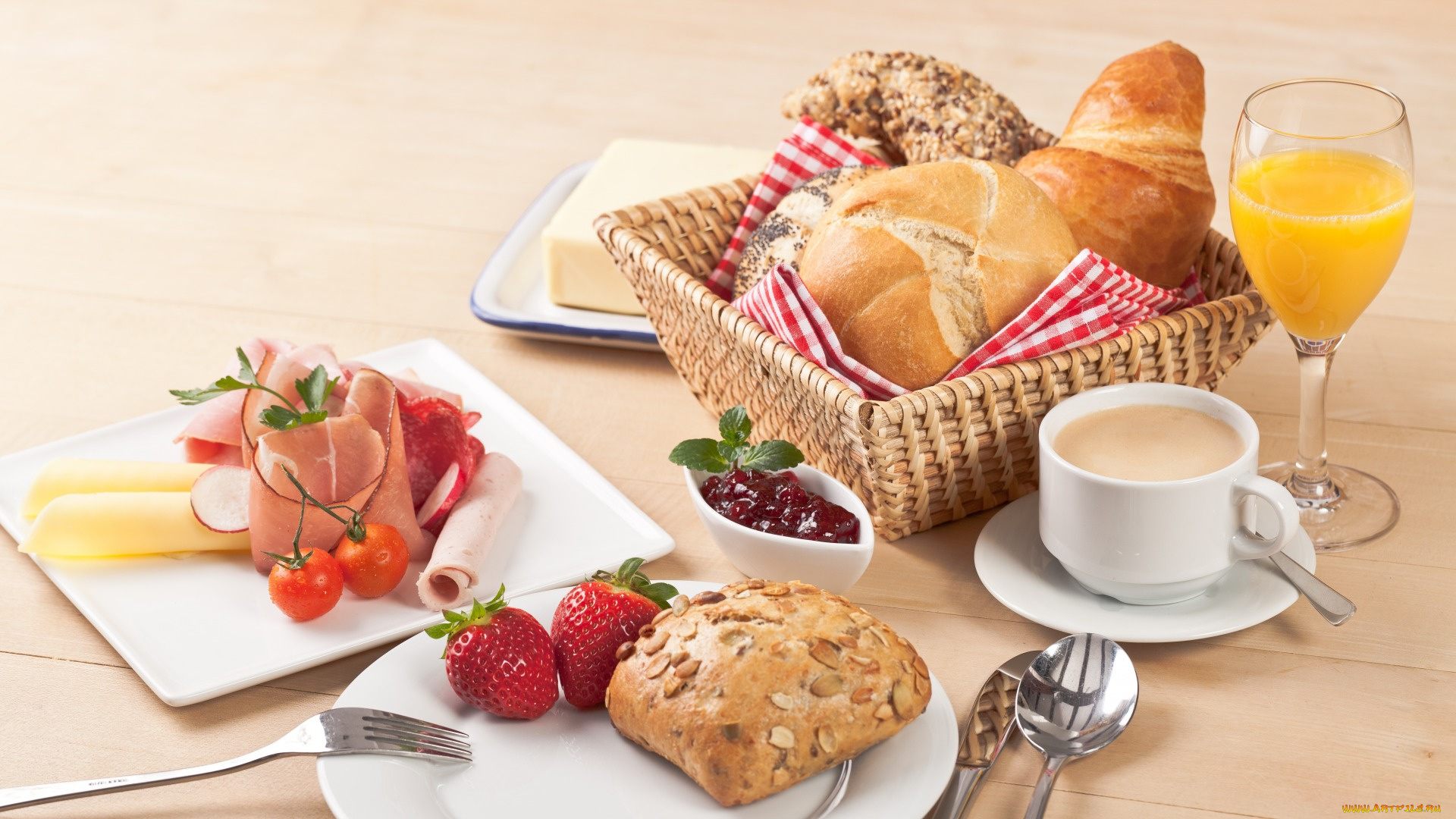 еда, хлеб, , выпечка, ягоды, кофе, завтрак, сыр, клубника, сок, выпечка, breakfast, ветчина