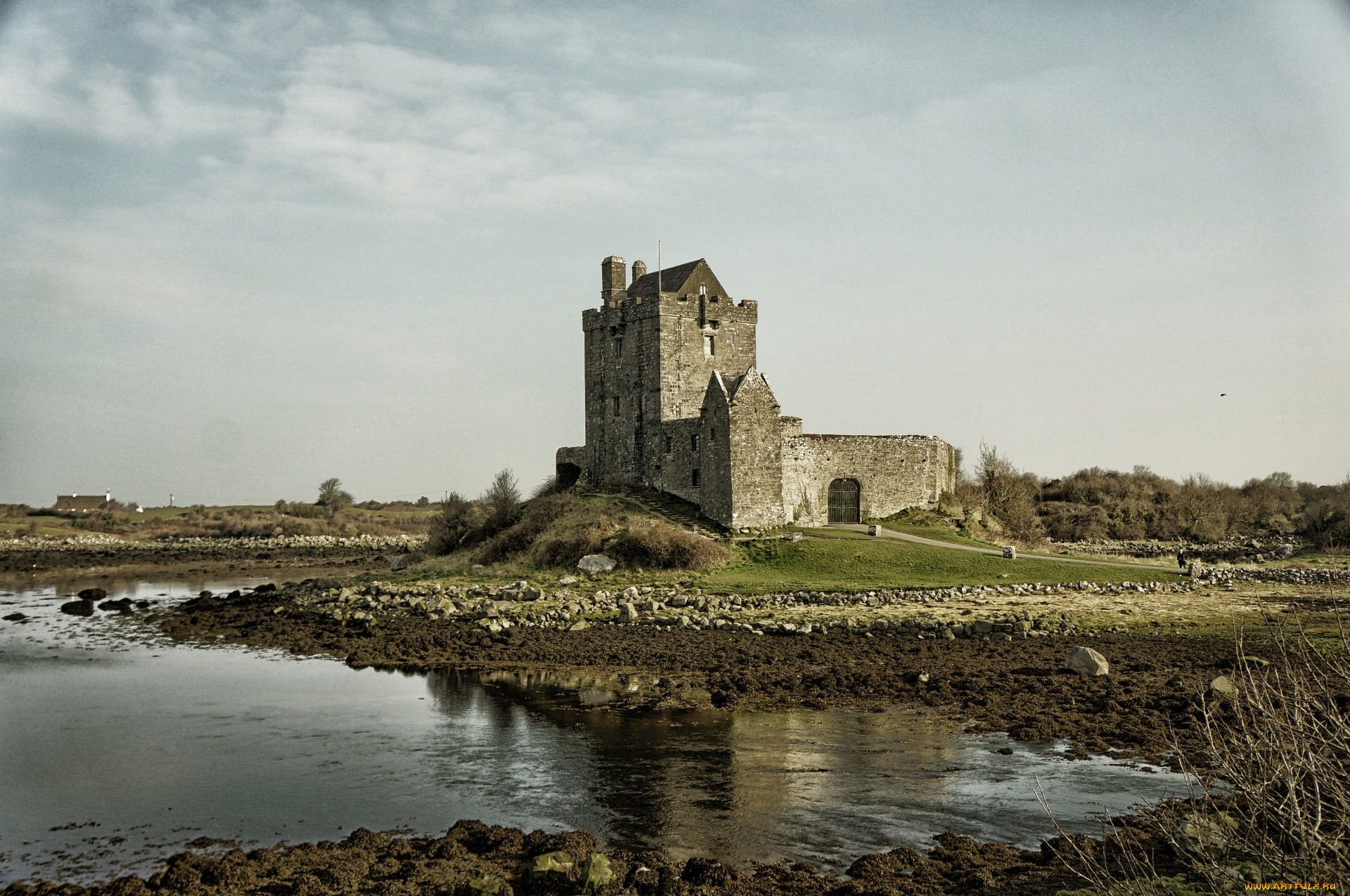 dunguaire, castle, in, kinvara, , county, galway, , ireland, города, замок, дангвайр, , ирландия, dunguaire, castle, in, kinvara, county, galway, ireland
