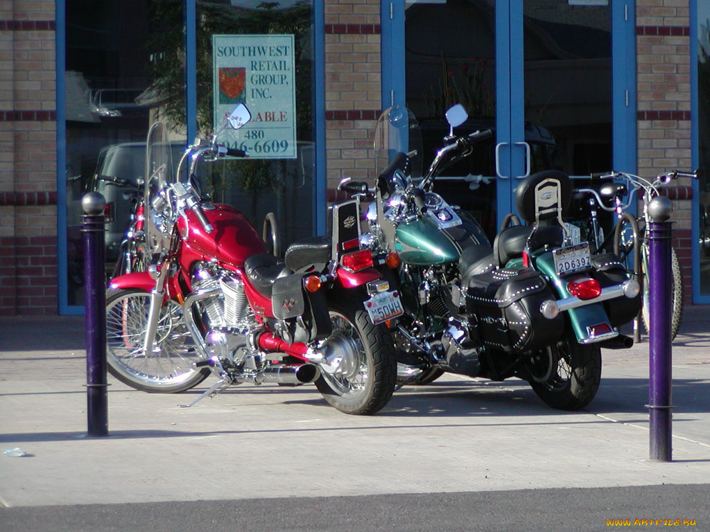 мотоциклы, разные, вместе