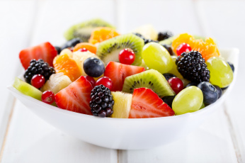 Картинка еда мороженое +десерты десерт фруктовый салат ягоды фрукты