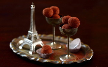 Картинка еда конфеты +шоколад +сладости эйфелева башня трюфели вазочки