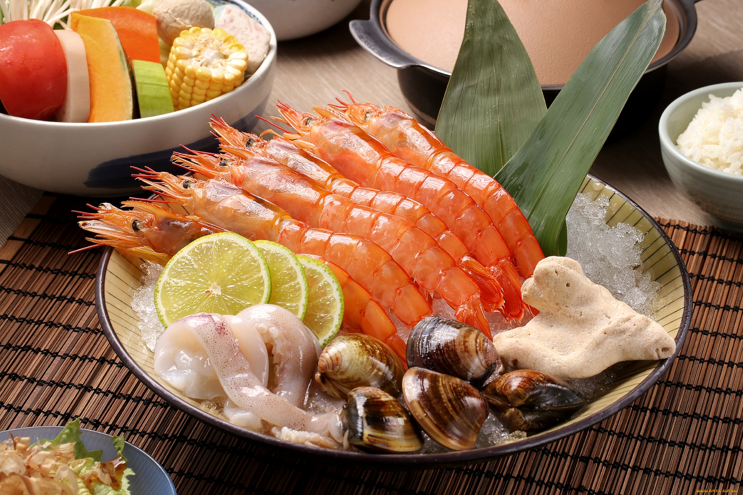 еда, рыба, , морепродукты, , суши, , роллы, морепродукты, креветки, моллюски, кальмары, овощи, лимон