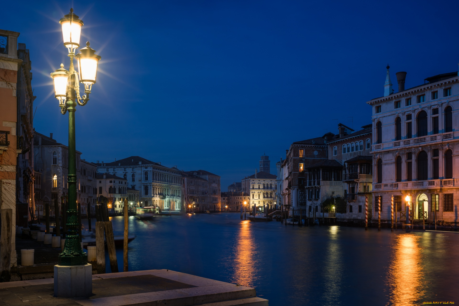 италия, города, венеция, , причал, ночь, фонари, здания, водоем