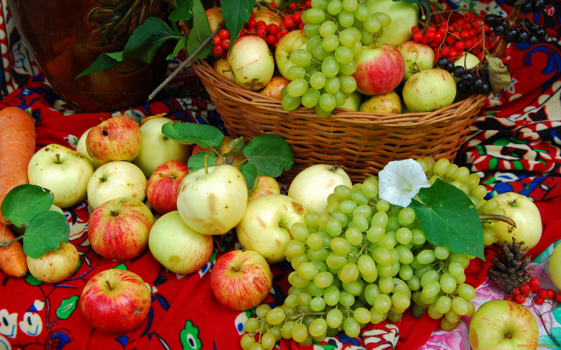 еда, яблоки, виноград