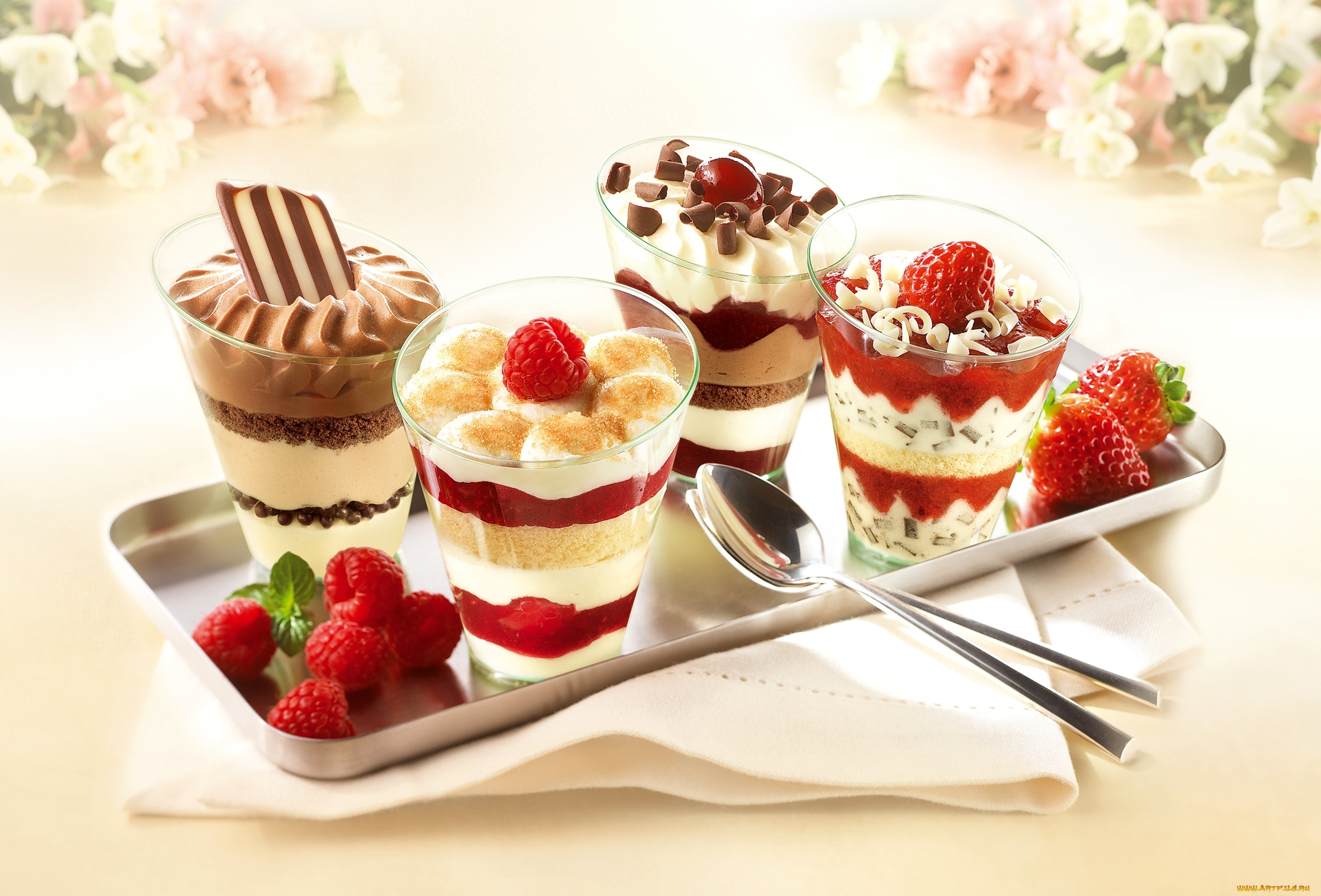 еда, мороженое, десерты, десерт, ягоды, малина, клубника