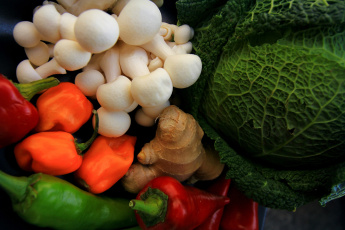 Картинка еда разное перец имбирь капуста грибы овощи