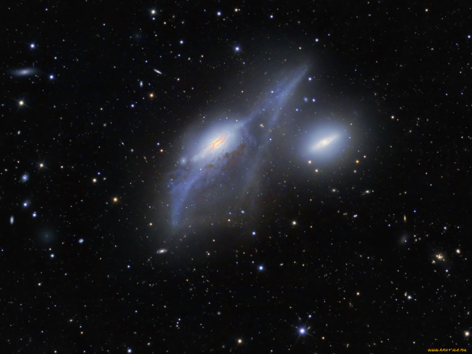 ngc4438, ngc4435, космос, галактики, туманности