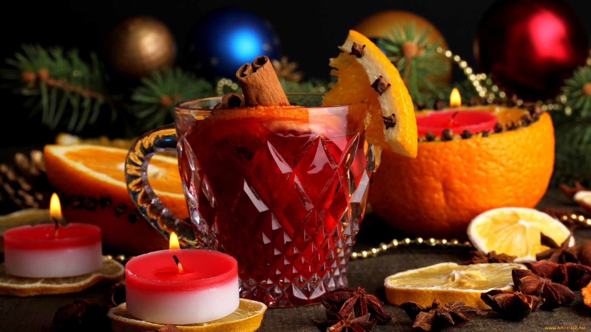праздничные, угощения, christmas, new, year, рождество, новый, год, праздники, ветки, елочные, игрушки, свечи, зима, напиток, апельсин, бадьян, анис, корица, лимон, чашка, глинтвейн