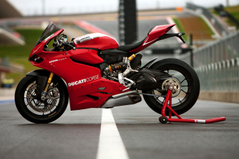 Картинка мотоциклы ducati panigale r 1199 superbike 2013