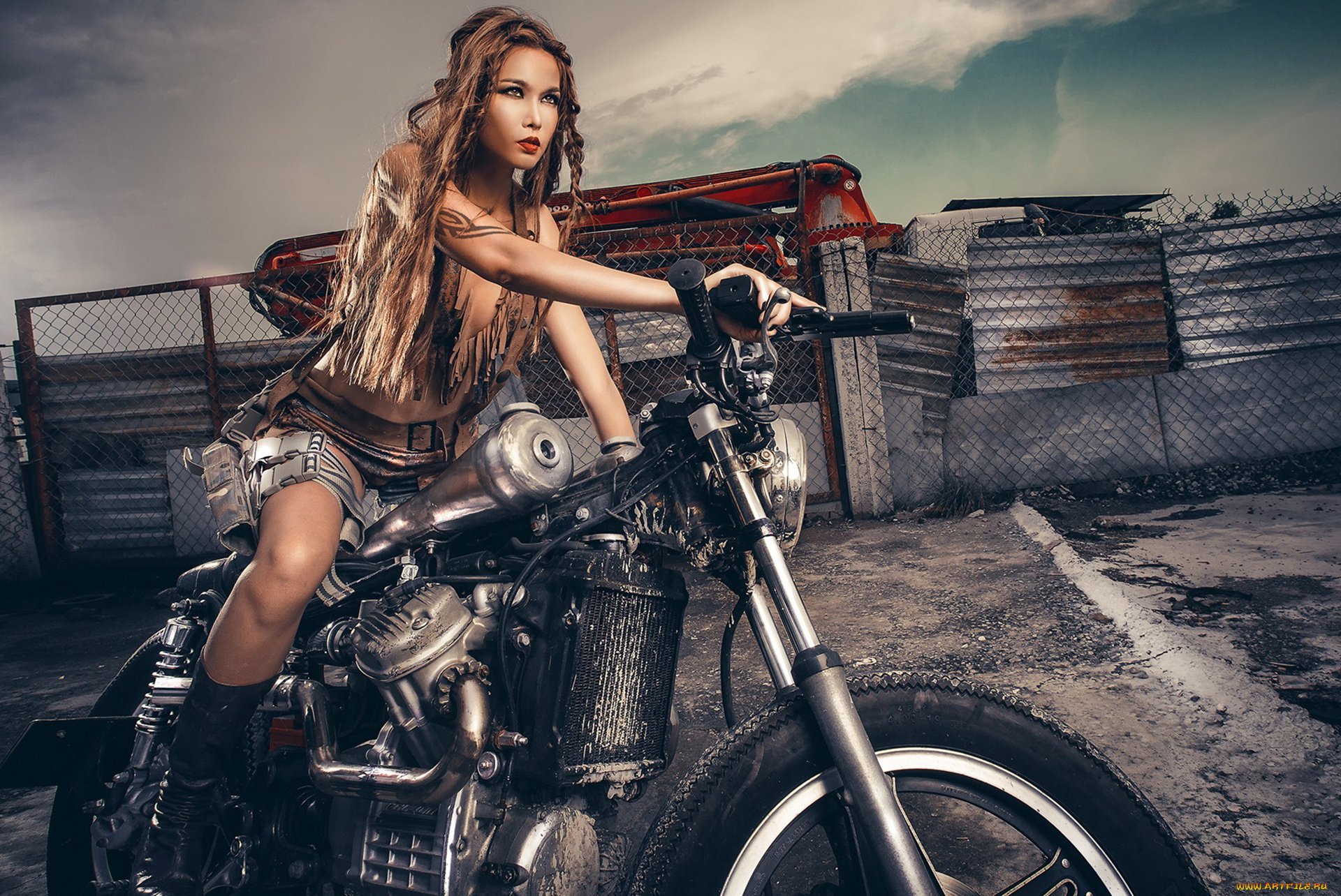 мотоциклы, мото, с, девушкой, девушка, мотоцикл, bike, модель, шатенка, красотка, поза, взгляд, макияж
