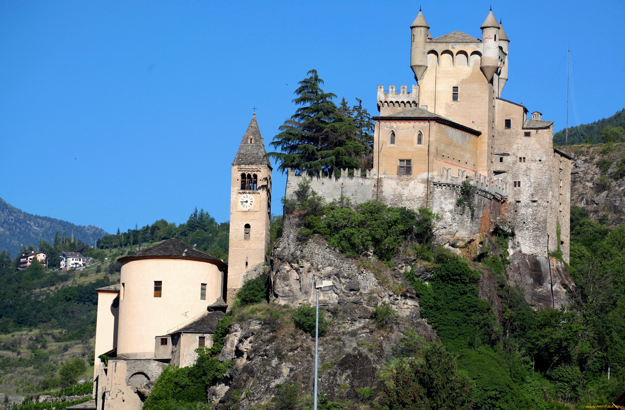 castle, saint, pierre, italy, города, дворцы, замки, крепости, часы, гора, замок, башни