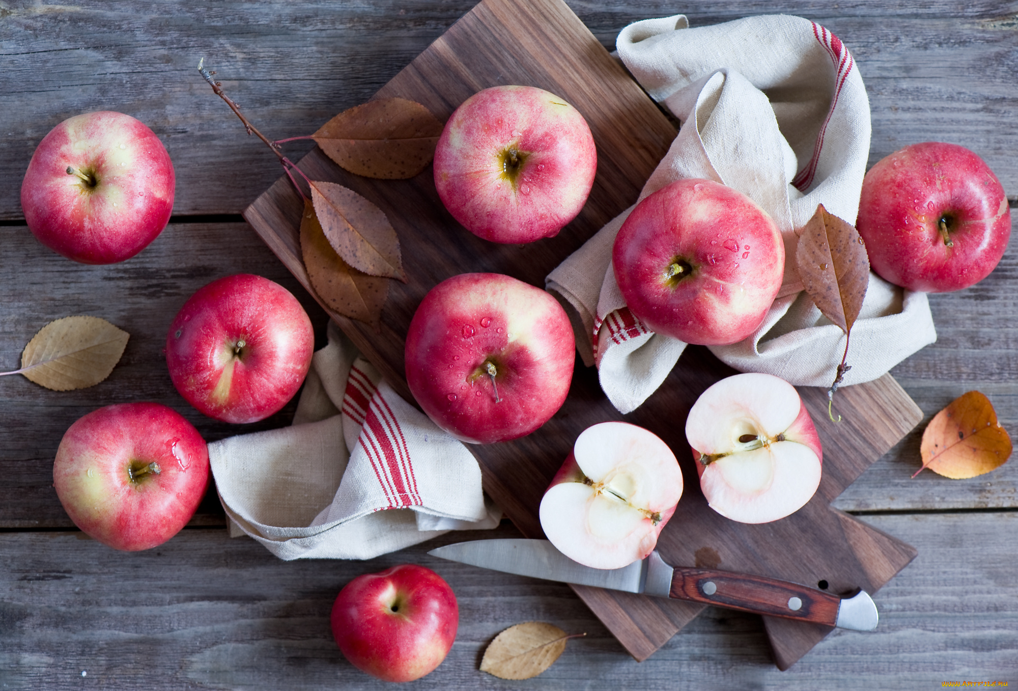 еда, Яблоки, фрукты, яблоки, осень, нож, доска, листья
