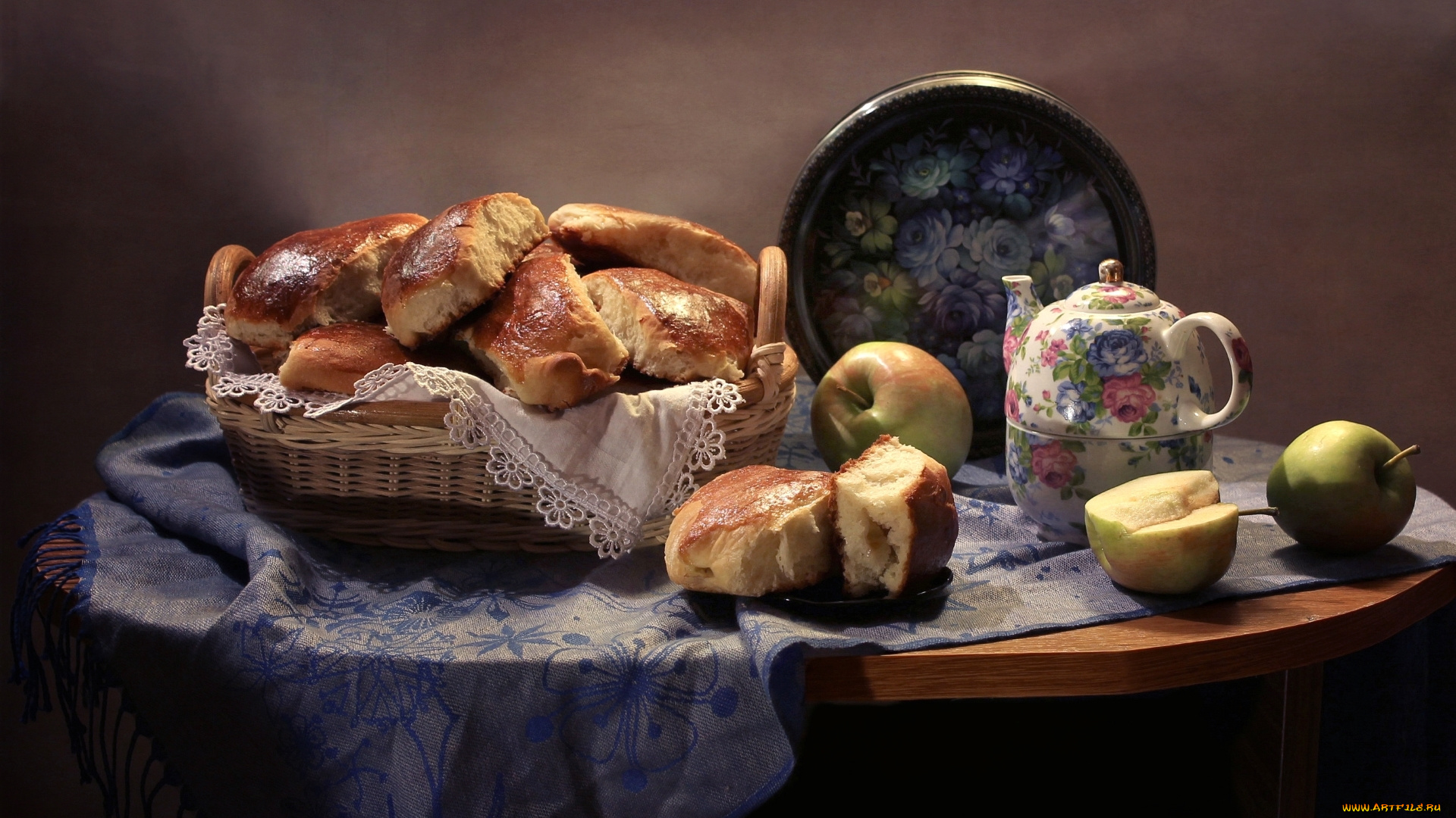 еда, хлеб, , выпечка, натюрморт, чайник, платок, поднос, яблоки, пирожки