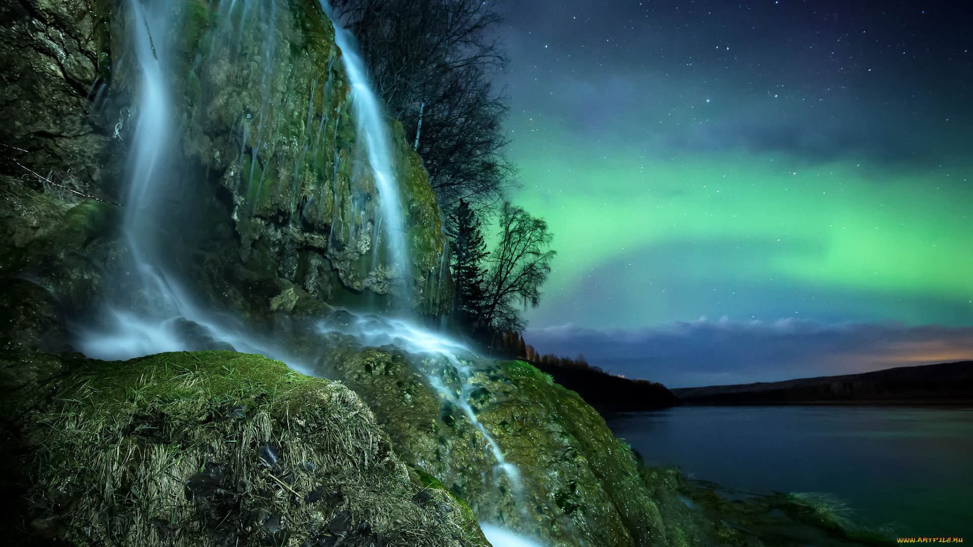 природа, водопады, звезды, небо, ночь, северное, сияние, водопад, скала, река, деревья