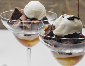 Картинка еда мороженое +десерты карамель бисквит