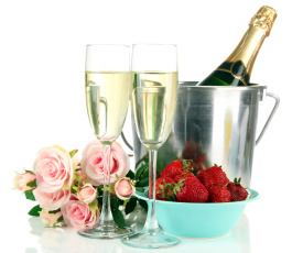 обоя еда, разное, клубника, розы, бутылка, шампанское