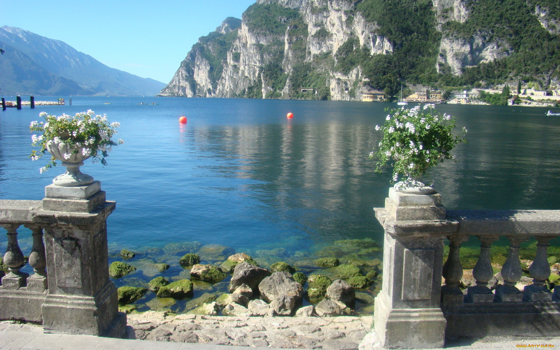 озеро, гарда, италия, природа, реки, озера, горы, камни, цветы