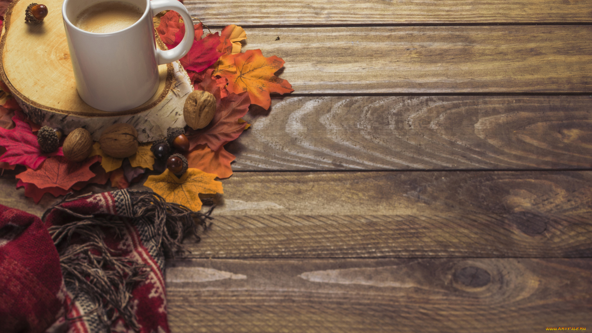 еда, кофе, , кофейные, зёрна, background, wood, чашка, шарф, colorful, дерево, фон, листья, осень, maple, осенние, coffee, cup, leaves, autumn