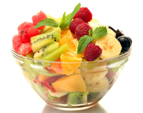 Картинка еда мороженое +десерты ягоды фрукты фруктовый салат