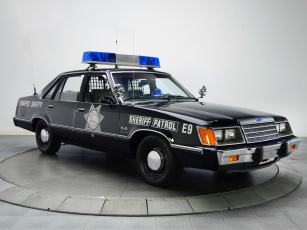 Картинка автомобили полиция ford auto