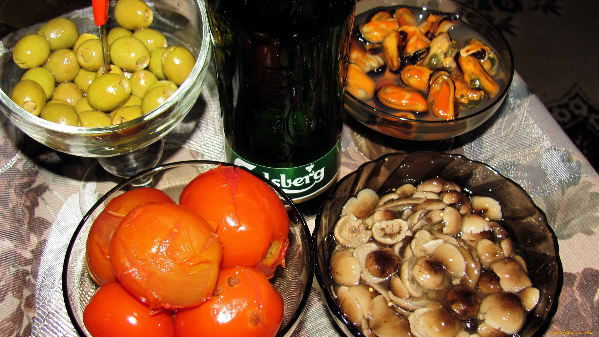 еда, разное, пиво, помидоры, грибы, опята, мидии, оливки