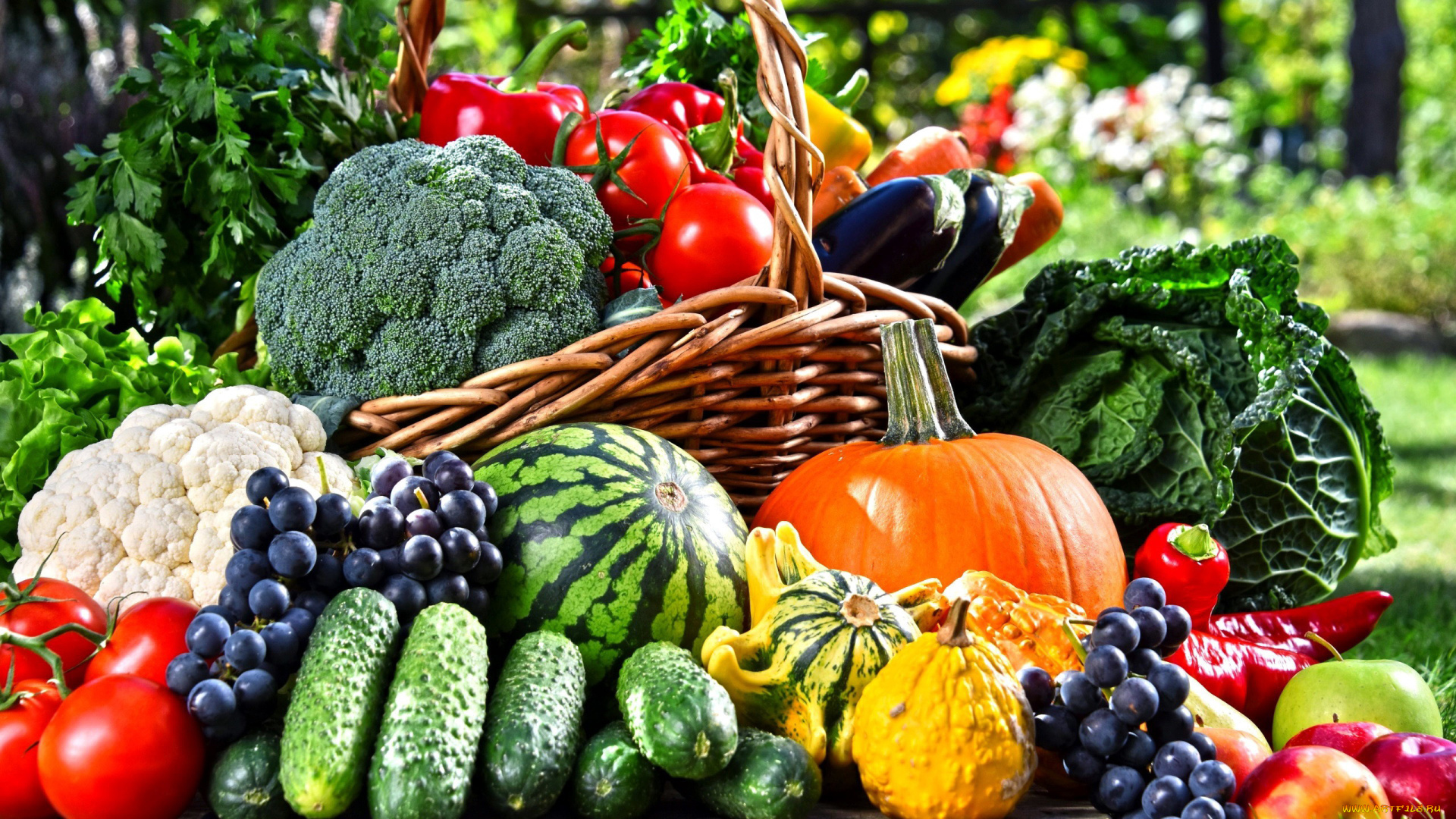 еда, фрукты, и, овощи, вместе, арбуз, виноград, помидоры, огурцы, капуста, брокколи