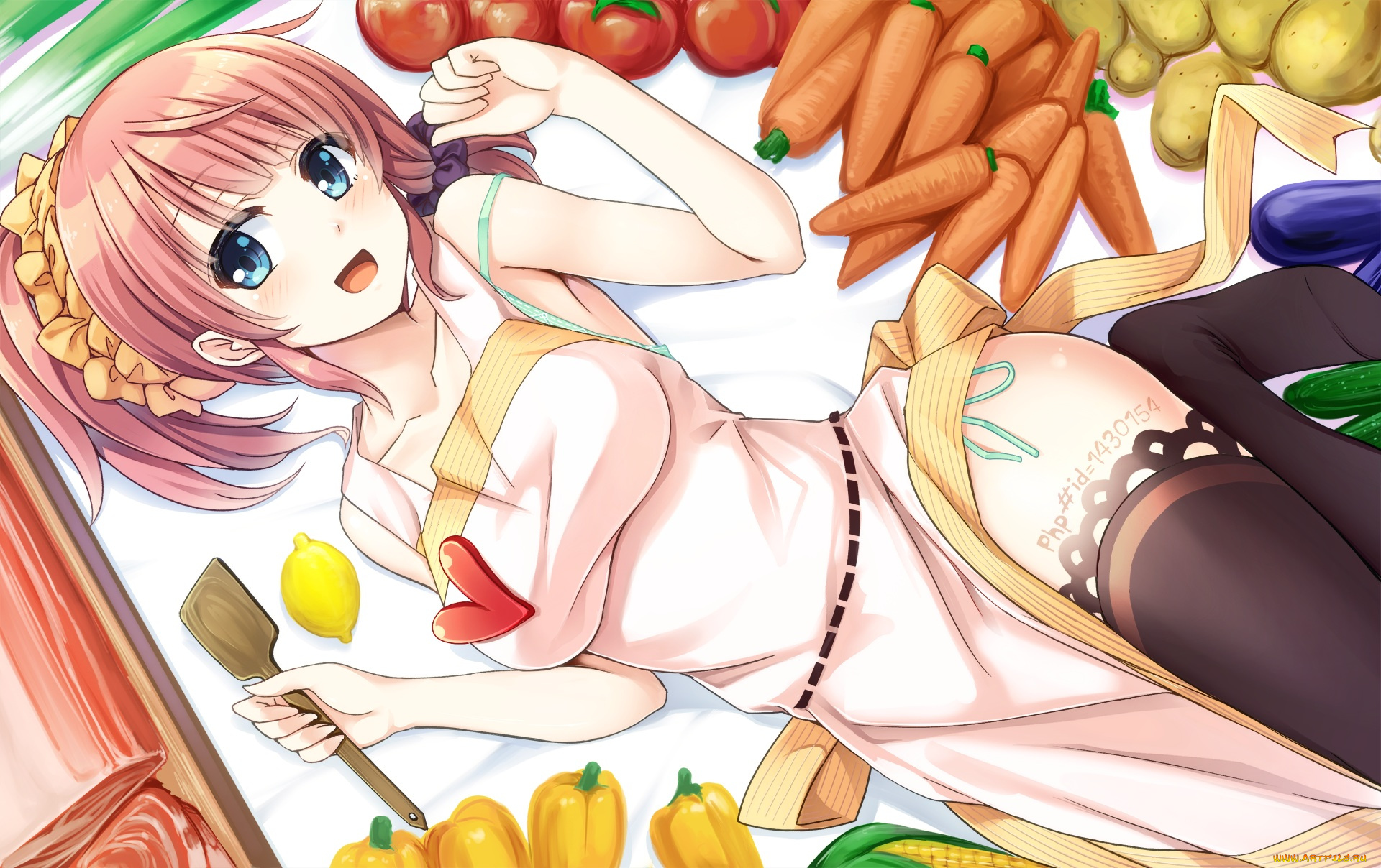 аниме, unknown, , другое, pinkarage, арт, девушка, лежит, морковь, картофель, перец, помидоры, лопатка, овощи