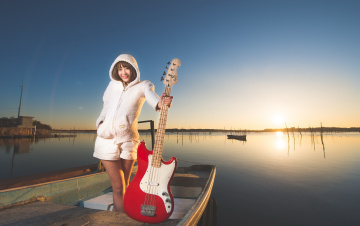 Картинка музыка -+другое гитара девушка лодка