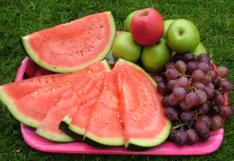 Картинка еда фрукты +ягоды арбуз виноград яблоки