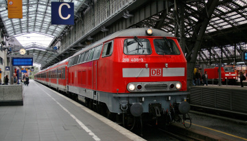 Картинка техника поезда пассажирский состав вагоны локомотив рельсы железная дорога