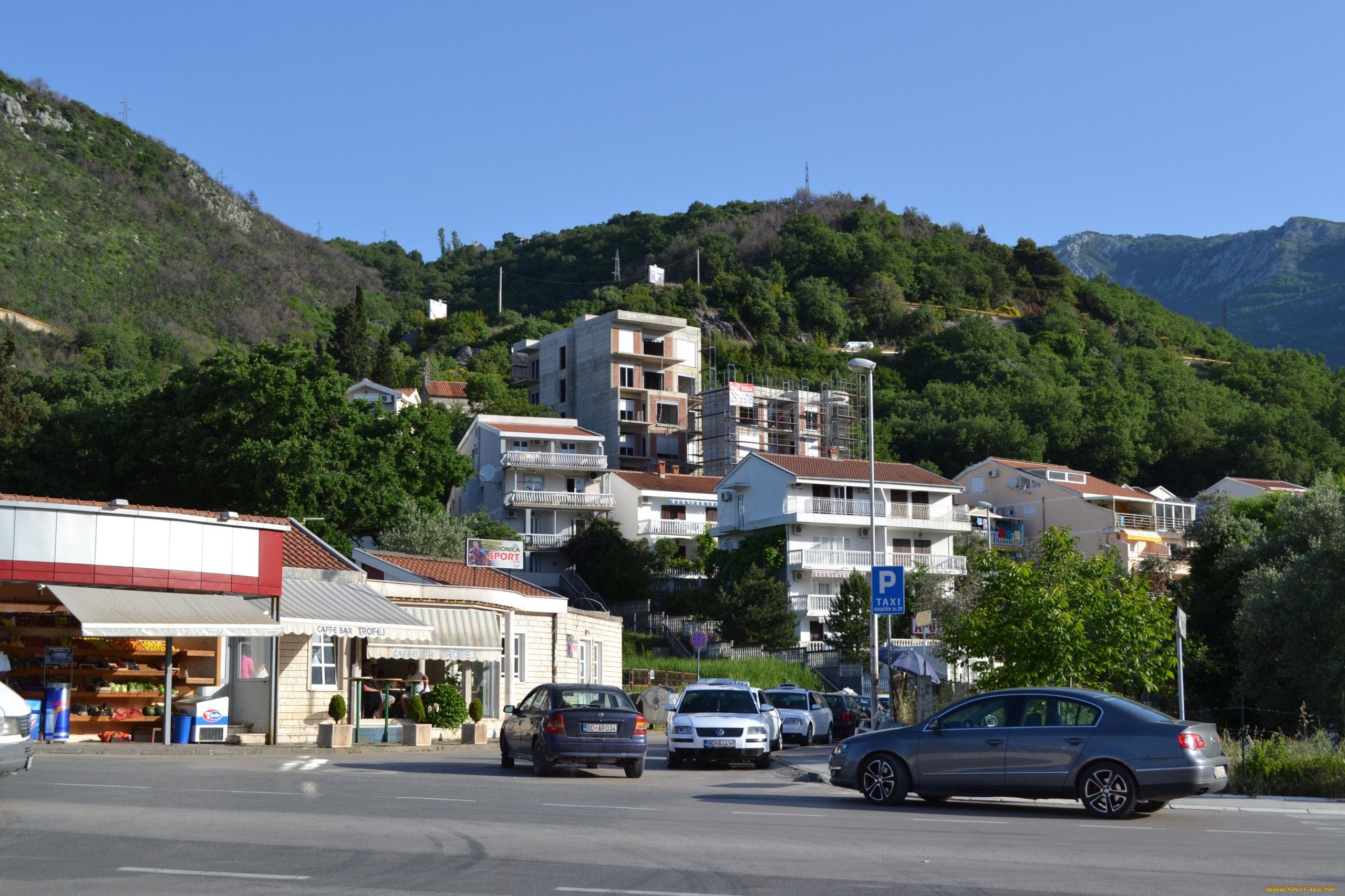 Черногория, бечичи, города, улицы, площади, набережные, здания, отели, лес, горы