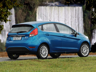 обоя автомобили, ford, fiesta, br-spec, 2013г, синий