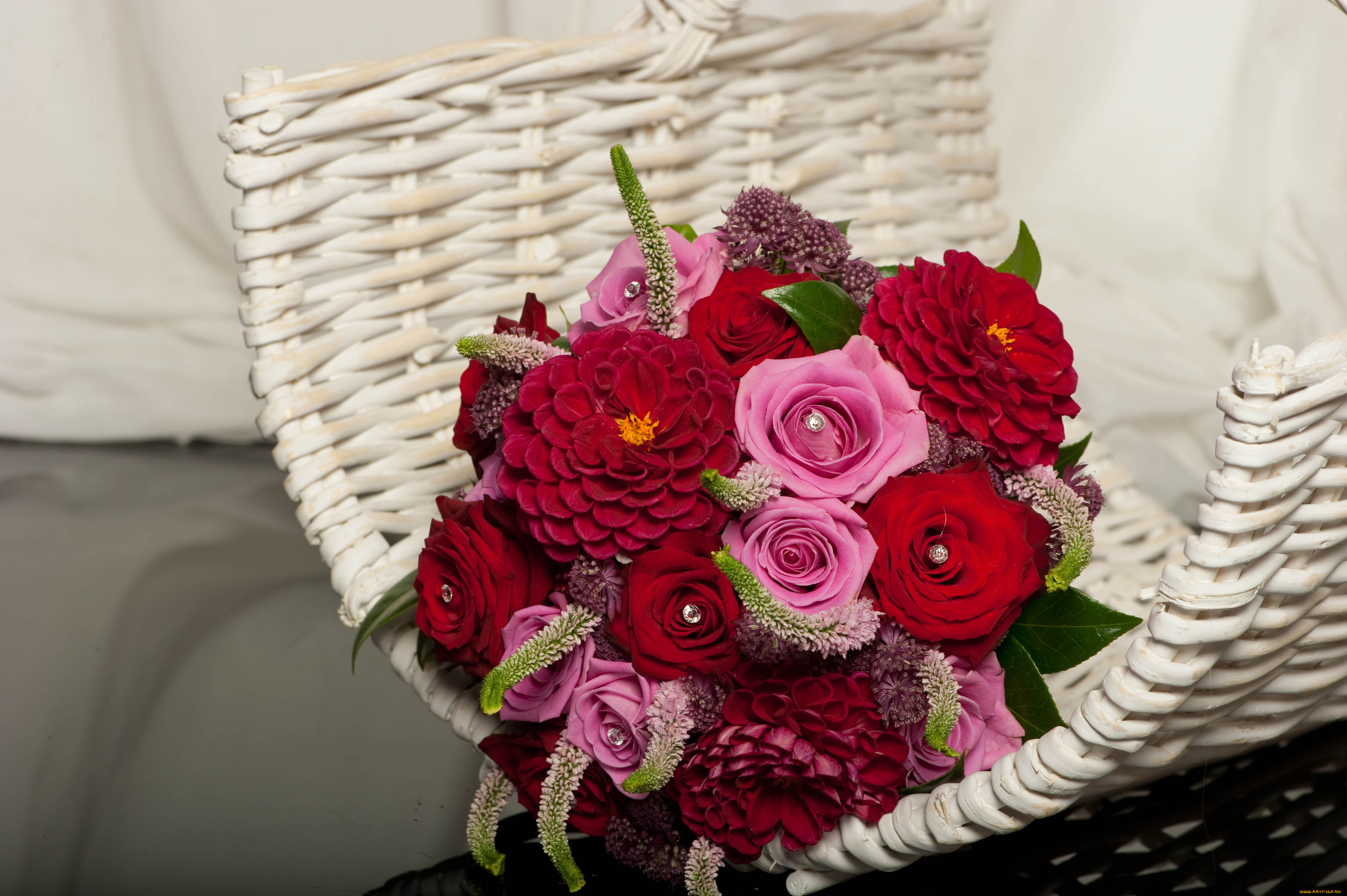 цветы, букеты, композиции, розовый, бусинки, розы, георгины, букет, красный