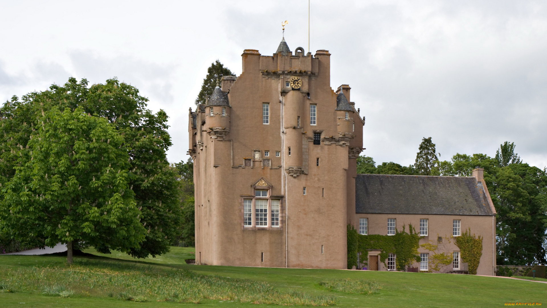 crathes, castle, in, scotland, города, дворцы, замки, крепости, каштан, флюгер, часы, башенки