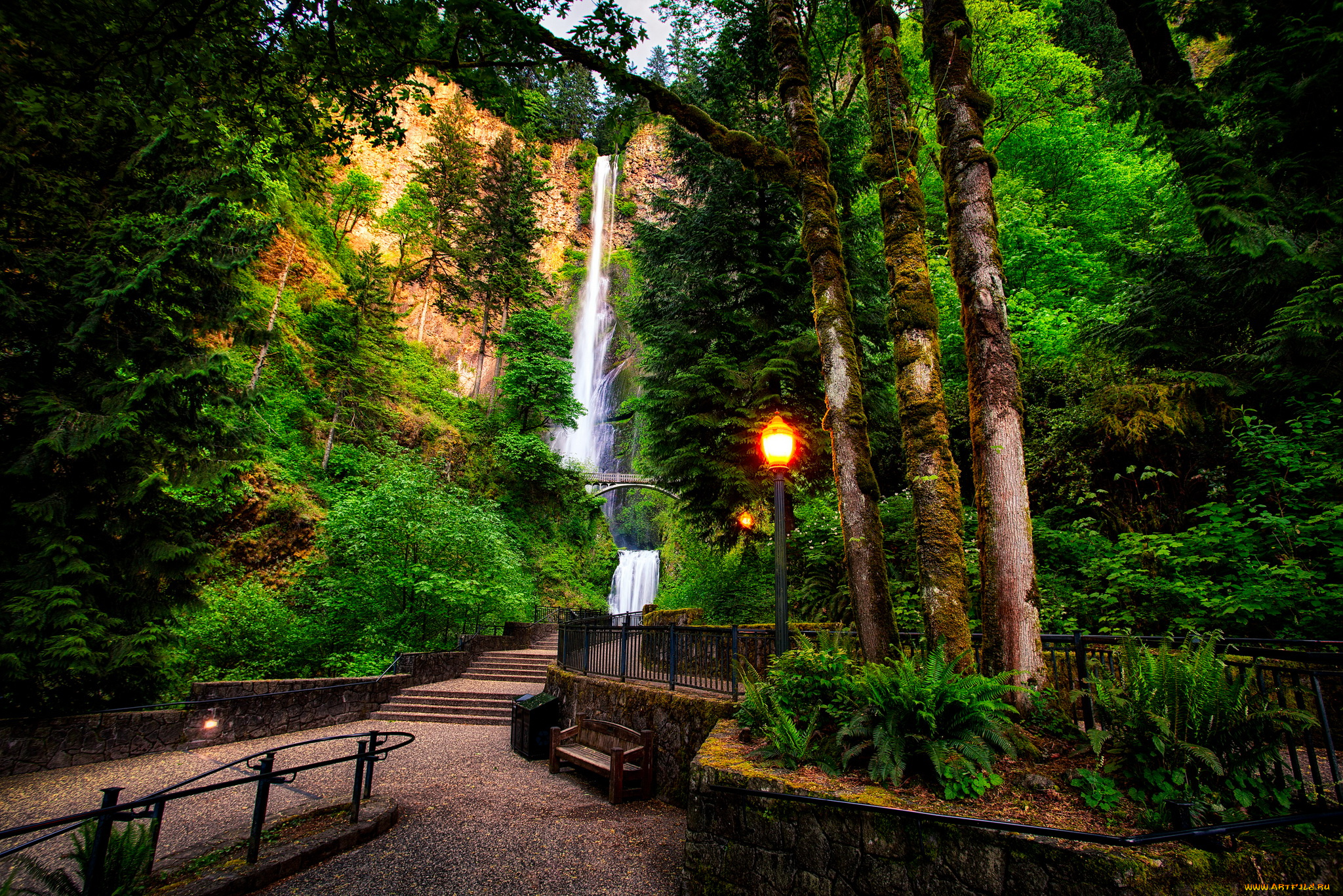 multnomah, falls, , oregon, природа, водопады, парк, multnomah, фонари, скамейка, oregon, водопад