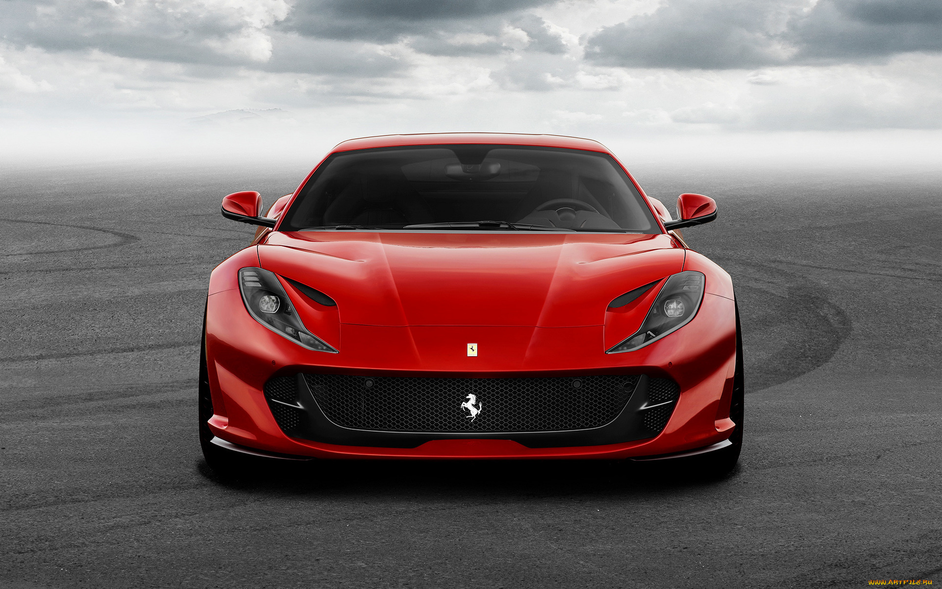 автомобили, ferrari, тучи, площадка, 812, superfast, красный, феррари