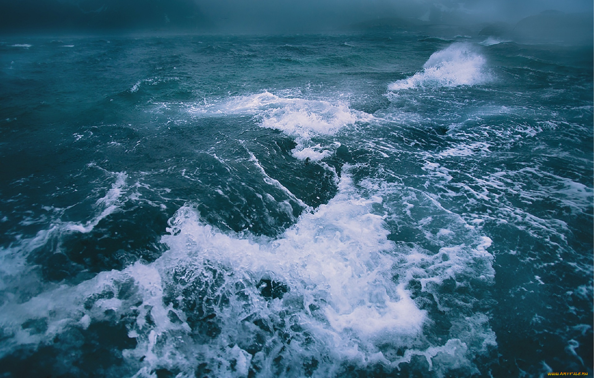 Реет верхом реет низом. Бушующий океан. Море шторм. Океан штормит. Бушующее море.