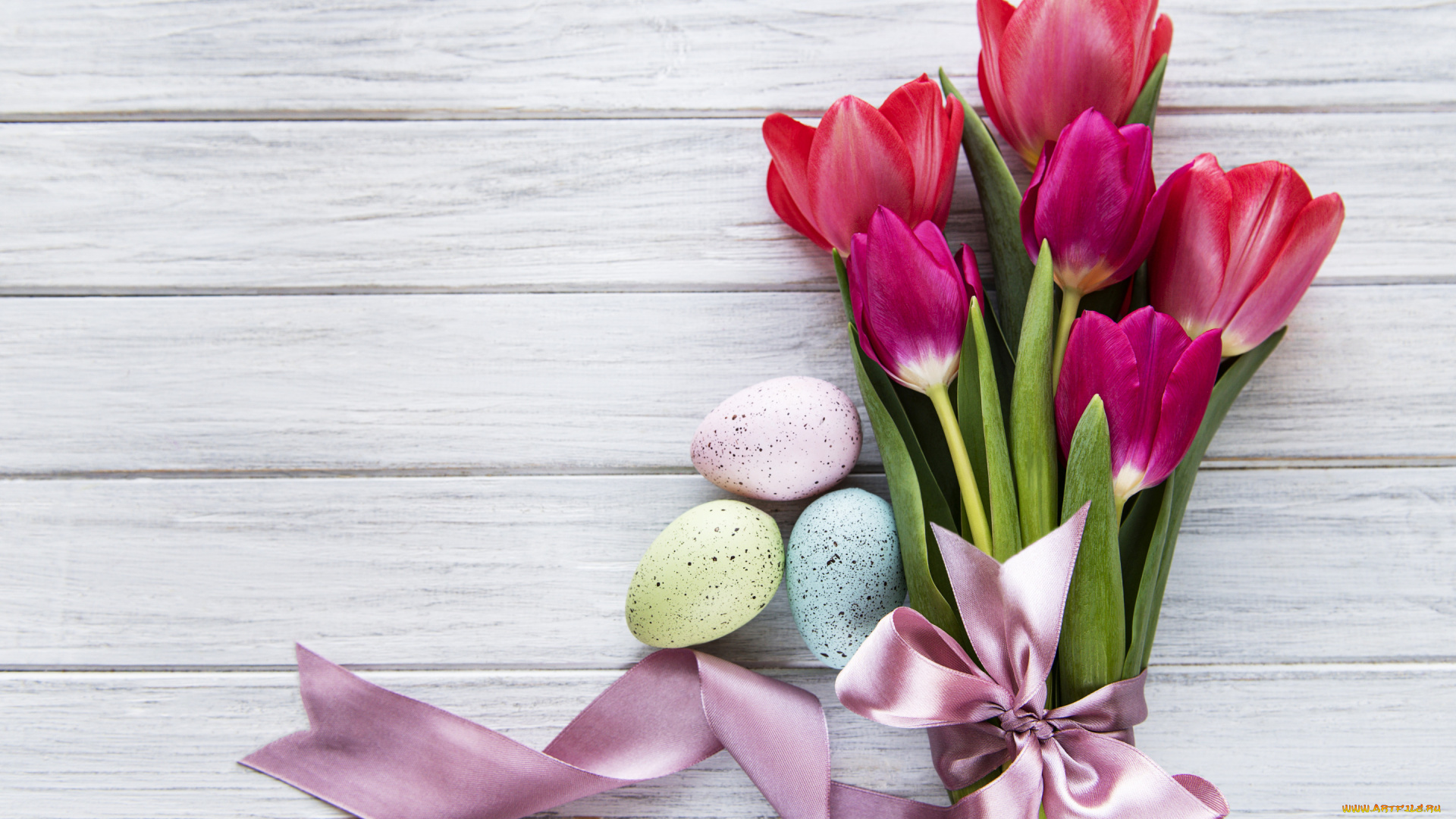 праздничные, пасха, цветы, яйца, colorful, тюльпаны, happy, wood, pink, flowers, tulips, easter, purple, eggs, decoration