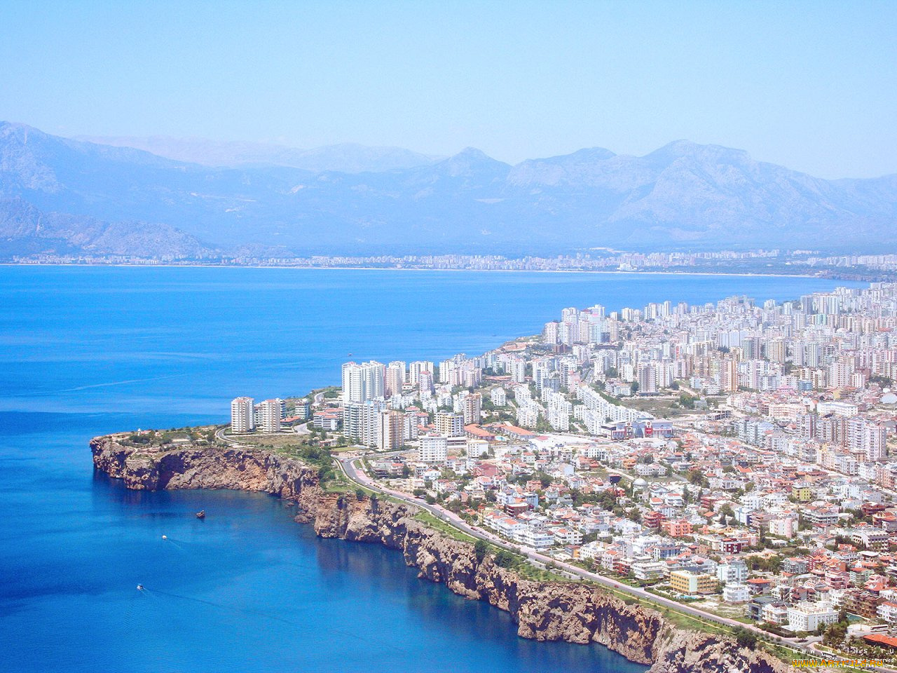 Анталья antalya. Анталия Турция панорама. Анталия панорама города. Анталья (город в Турции). Население Анталии Турция.