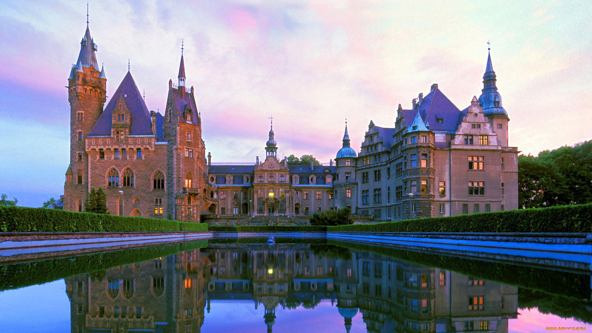 Обои на стол замки. Мошненский замок Польша. Замок Castle Moszna. Замок мошна в Польше. Мошненский замок достопримечательности Польши.