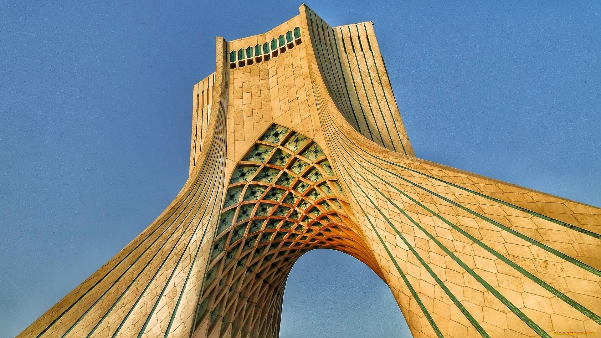 beautiful, tower, of, the, azadi, city, tehran, города, -, исторические, , архитектурные, памятники, башня, колонны