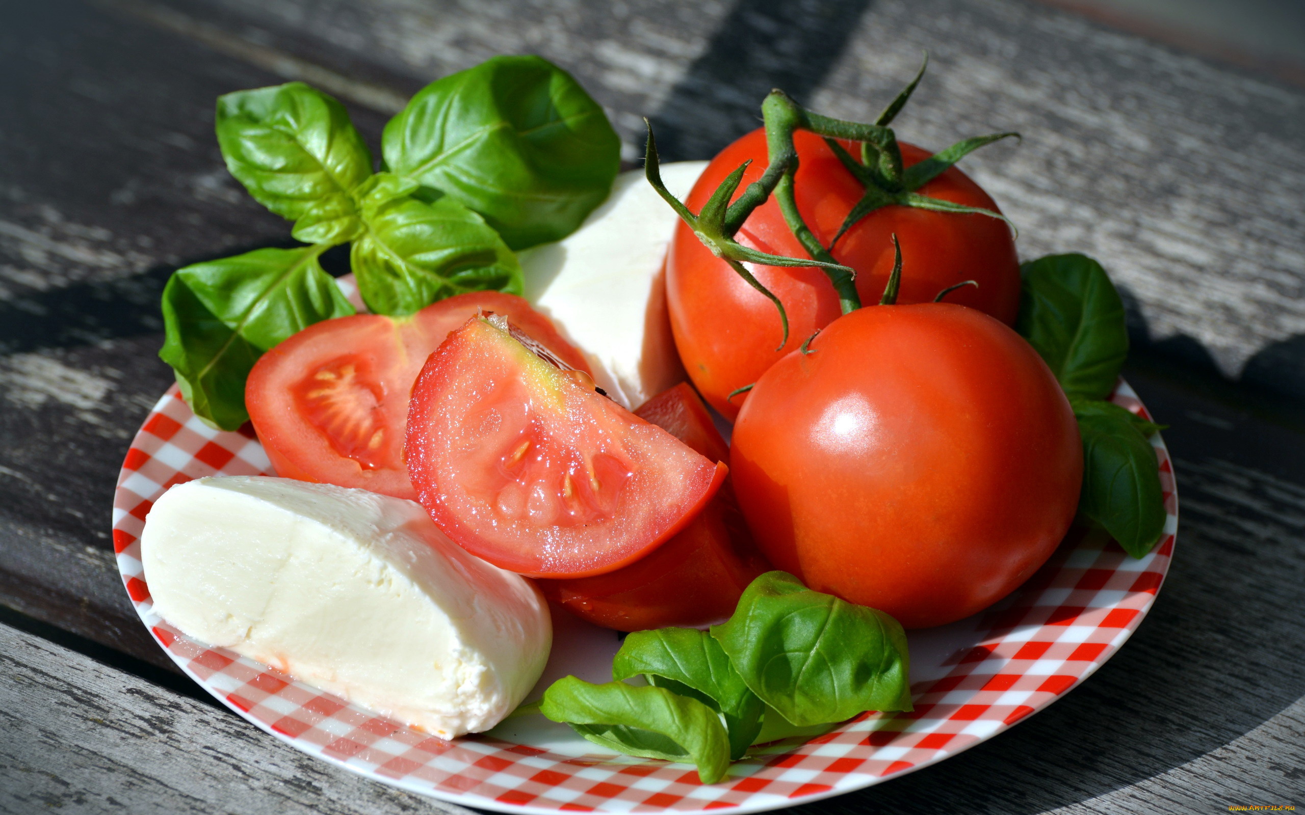 еда, разное, tomatoes, cheese, mozzarella, сыр, базилик, помидоры, томаты
