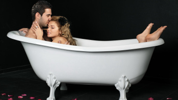 Картинка разное мужчина+женщина ванна