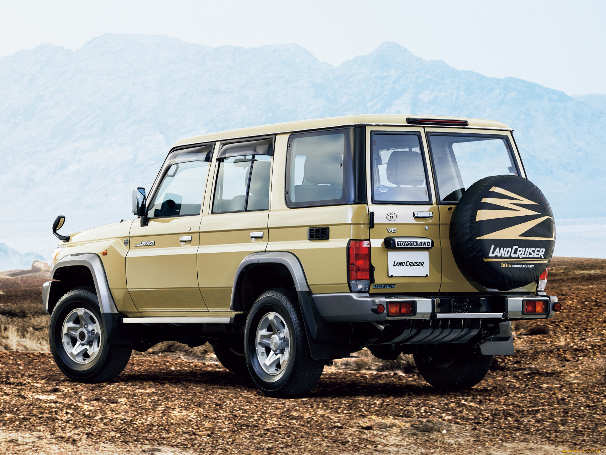 Land Cruiser 70 Фото