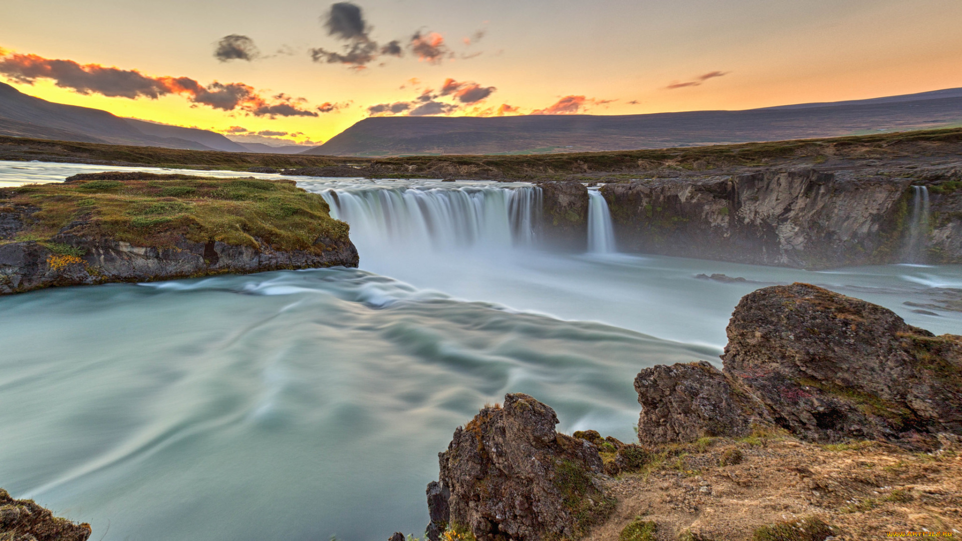 природа, водопады, исландия, водопад, небо, скалы, река, облака, закат
